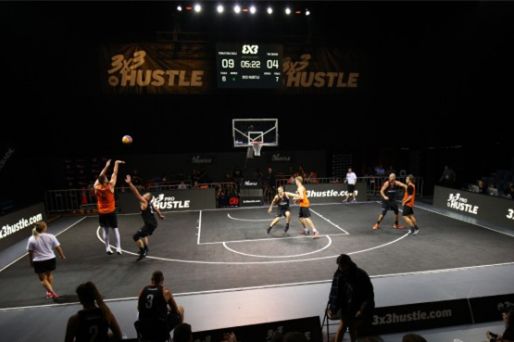 枯坐90分钟 33岁萨拉赫暗示离队 炮轰斯洛特：背信弃义一脚踹开我（枯坐全场90分钟！33岁萨拉赫疑似寻求离队 怒斥斯洛特：出尔反尔把我踢开）