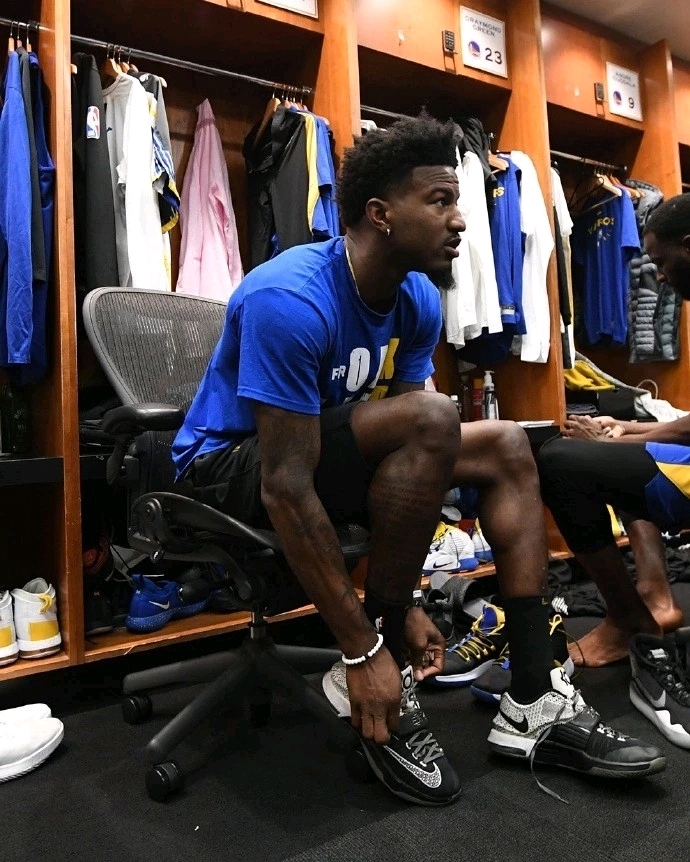 马特乌·阿莱曼尼：“我不知道阿尔瓦雷斯是否在巴萨的视线之内”（马特乌·阿莱曼尼：不确定阿尔瓦雷斯是否在巴萨引援名单中）