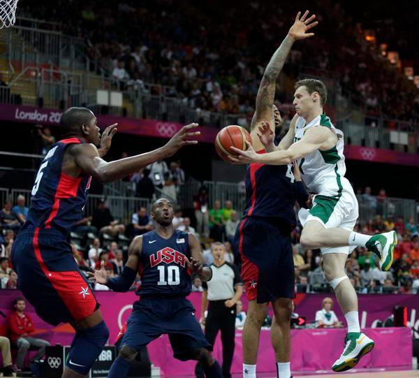 英超赛程提醒：曼城对阵利物浦,（英超焦点预告：曼城迎战利物浦）